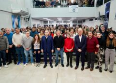 Alak, Pereyra y Watson encabezaron una jornada de formación política en Florencio Varela