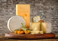 El secreto detrás de la horma: ¿Por qué se celebra hoy el Día del Queso y cómo se transformó en un ícono de nuestra mesa?