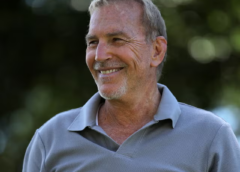 De película: una argentina creyó estar de novia con Kevin Costner y terminó estafada por más de 3,6 millones de pesos