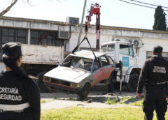La Municipalidad retiró autos abandonados del norte, el sur y el oeste de La Plata