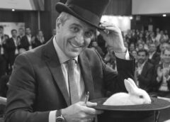 «Jugo Ades», por Carlos Fara