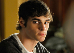 Conmoción en Hollywood: confirman que RJ Mitte, actor de ‘Breaking Bad’, murió por suicidio a los 34 años