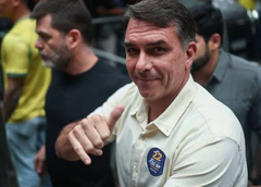 Crece la tensión en Brasil: Fuentes cercanas afirman que Flavio Bolsonaro logro salir del País rumbo a Estados Unidos pese a la prohibición judicial