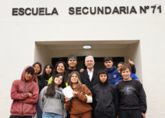 La Plata: Municipio y Provincia mejoran las condiciones de aprendizaje de más de 250 estudiantes de Villa Elvira